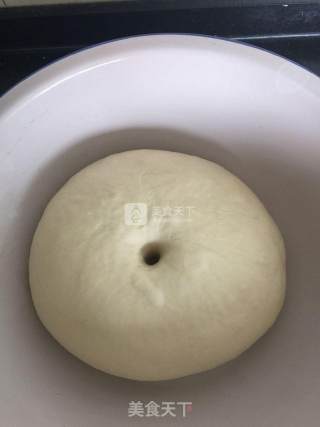 宝宝零食之奶香双色小馒头的做法步骤：4
