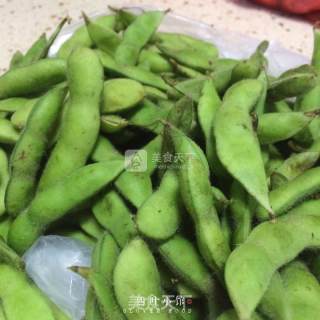 【四叶小馆】懒人毛豆的做法步骤：1