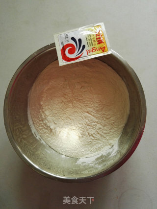 南瓜鸡蛋包子的做法步骤：1