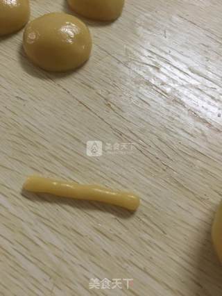 传承经典——五仁月饼的做法步骤：9