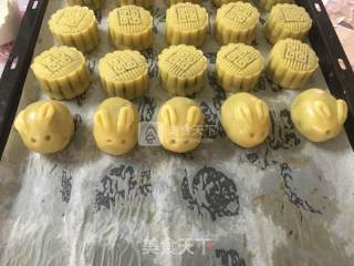 传承经典——五仁月饼的做法步骤：13