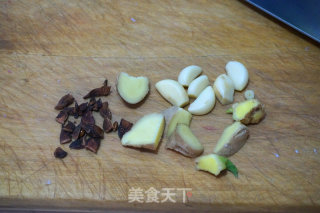 红烧肉的做法步骤：4