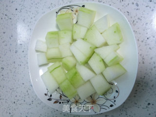 冬瓜玉米排骨汤的做法步骤：2