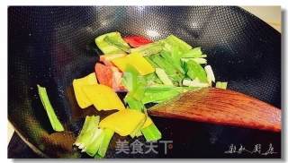 回锅肉的做法步骤：6