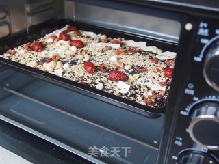 八珍开胃粉的做法步骤：1