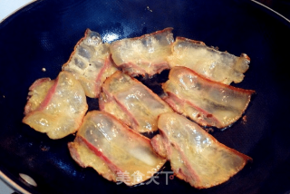 四川腊肉炒土豆片！古镇人家的做法步骤：4