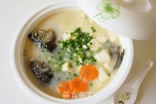 奶白色的鲫鱼豆腐汤的做法步骤：7