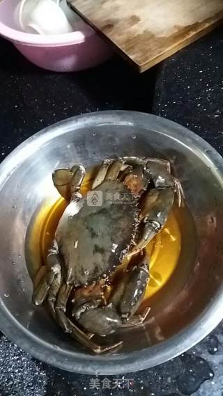 红酒炖青蟹的做法步骤：3