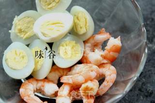 鲜虾牛油果沙拉的做法步骤：5