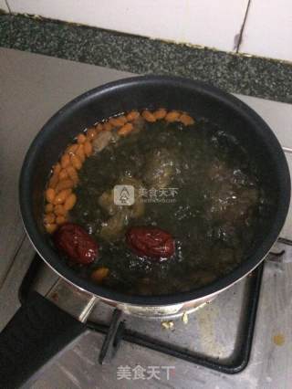 糖水蛋的做法步骤：1
