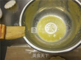 椰蓉蔓越莓馅月饼的做法步骤：26