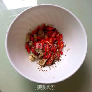 【四叶小馆】馋嘴鸡腿的做法步骤：6