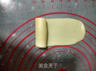 蛋黄酥的做法步骤：7
