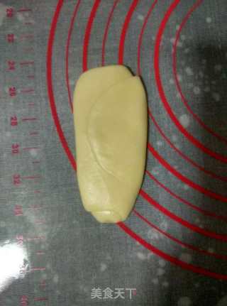 蛋黄酥的做法步骤：13