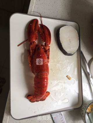 蒜蓉波士顿龙虾的做法步骤：1