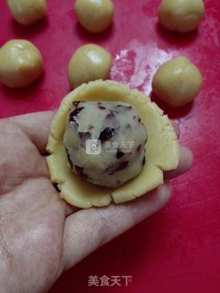 蔓越莓月饼的做法步骤：5