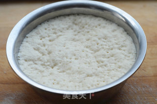 电饭煲披萨的做法步骤：1