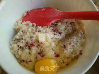 浓情蜜意的巧克力椰蓉蔓越莓月饼的做法步骤：8