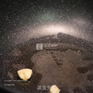 鱼露炒唐生菜的做法步骤：3