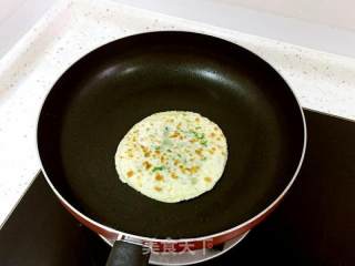 葱花饼的做法步骤：4