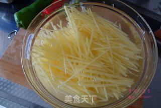 尖椒土豆丝的做法步骤：3