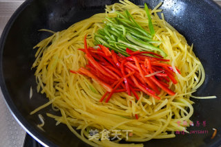 尖椒土豆丝的做法步骤：8