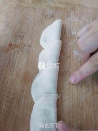 香煎玫瑰饺子的做法步骤：2