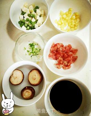 煲仔饭(电饭锅版)的做法步骤：1