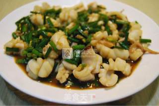 韭菜花鱿鱼的做法步骤：9