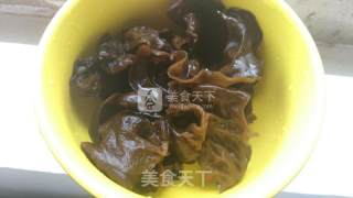 土豆炖鸡的做法步骤：2