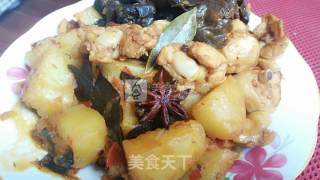 土豆炖鸡的做法步骤：11