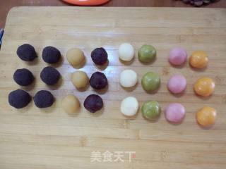 果味多彩冰皮月饼的做法步骤：15