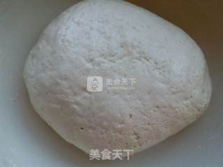 葱香火腿花卷的做法步骤：2