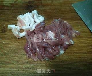 虎皮蛋肉片炒花菜的做法步骤：7