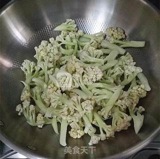 虎皮蛋肉片炒花菜的做法步骤：12