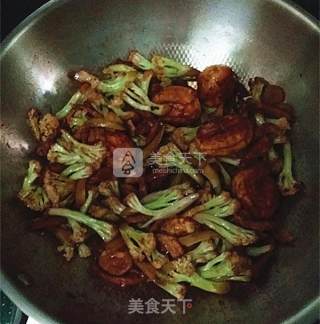 虎皮蛋肉片炒花菜的做法步骤：16