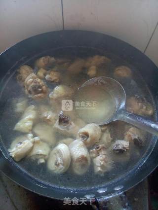 简单烧鸡腿的做法步骤：2