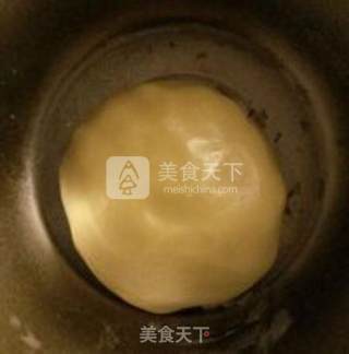 红果豆沙月饼的做法步骤：2