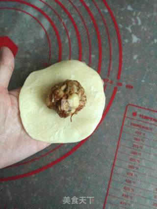 苏式月饼金腿伍仁酥的做法步骤：10