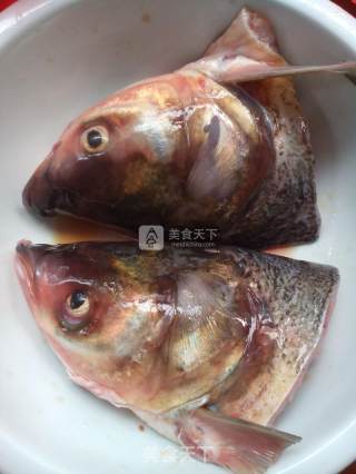 鱼头豆腐汤的做法步骤：2