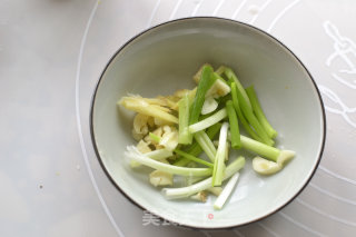 茄子烧鱼块的做法步骤：4
