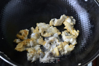 茄子烧鱼块的做法步骤：6