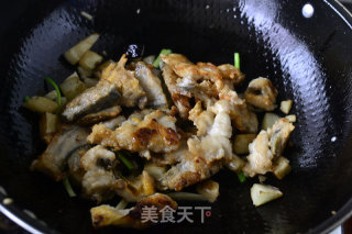 茄子烧鱼块的做法步骤：9