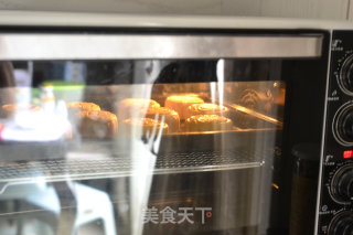 广式双蛋黄椰蓉月饼的做法步骤：15