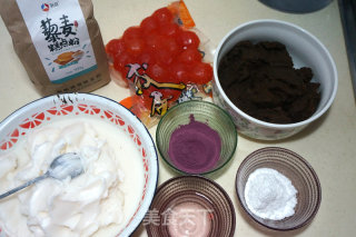 豆沙蛋黄酥皮月饼的做法步骤：1