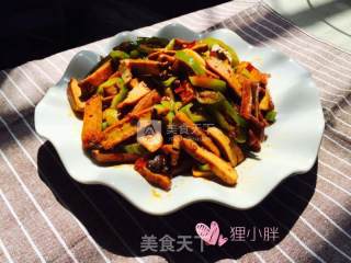 青椒炒香干的做法步骤：7
