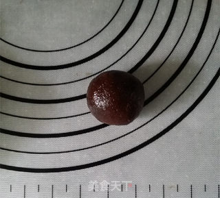 广式蛋黄月饼的做法步骤：7
