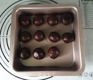 广式蛋黄月饼的做法步骤：8