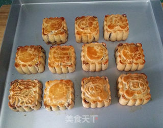广式蛋黄月饼的做法步骤：19