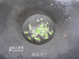 【酱油炒饭】手把手教你做出不粘锅蛋炒饭的做法步骤：5
